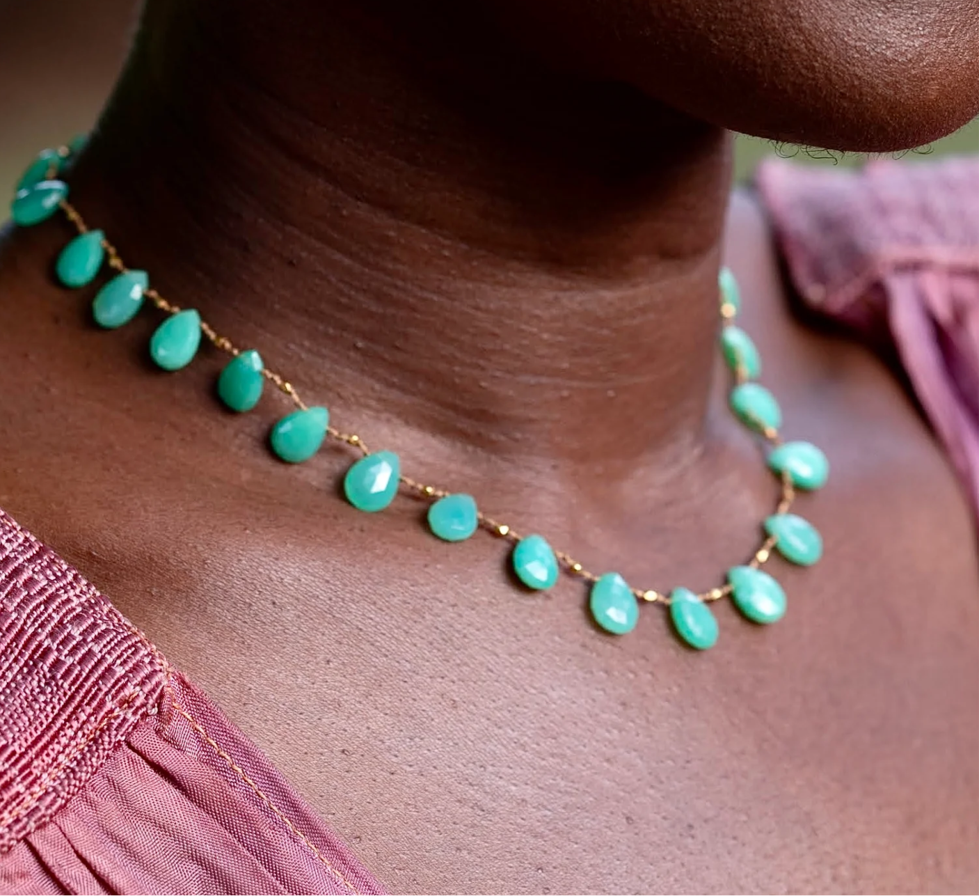 Amalia Ali'i Necklace Chrysoprase and Gold Ali’i-30