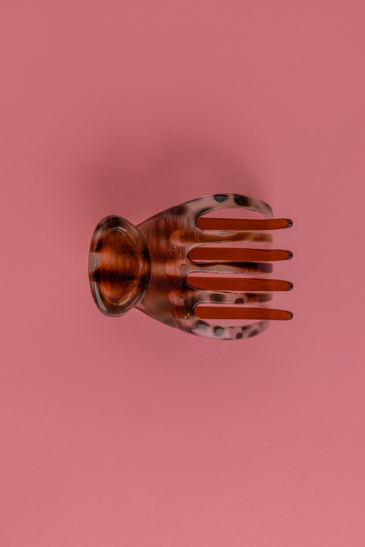 French Atelier Yoga Hair Clip