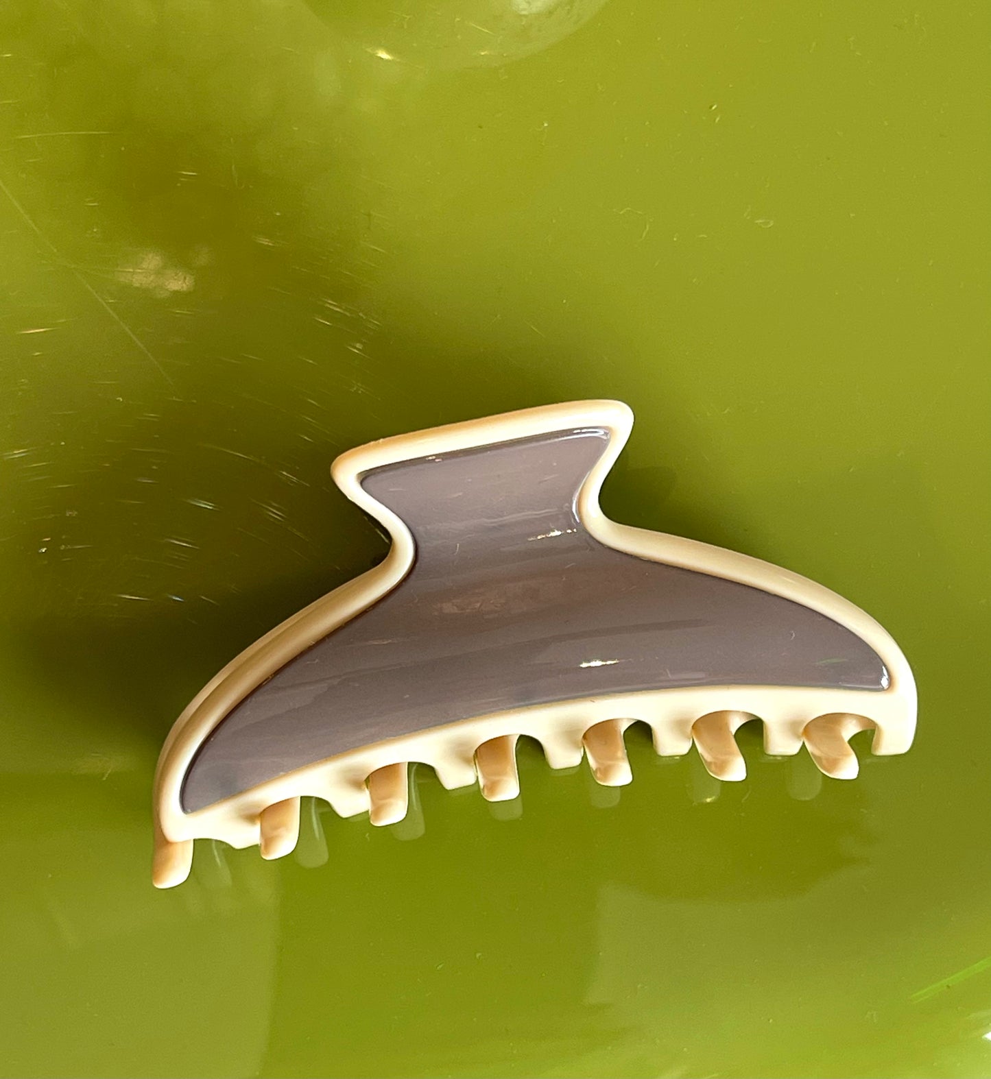 French Atelier Hair Clip Claw Large