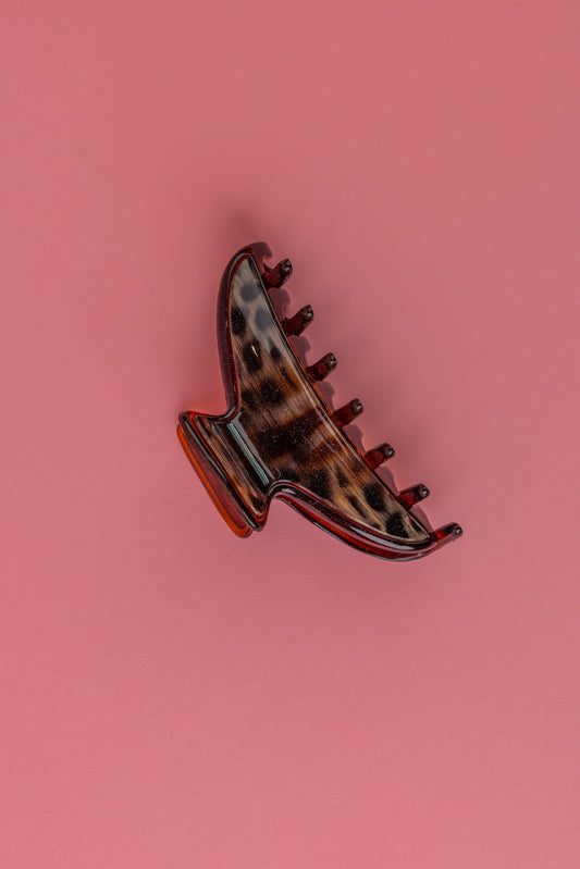 French Atelier Hair Clip Claw Tortoise Shell