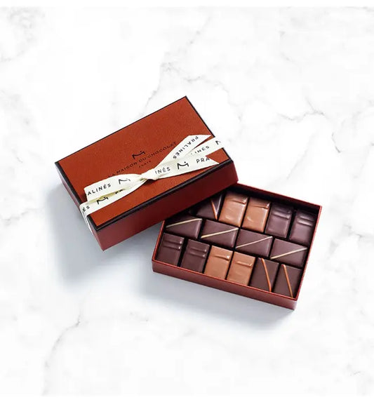 La Maison du Chocolat Pralinés Gift box 16 pieces