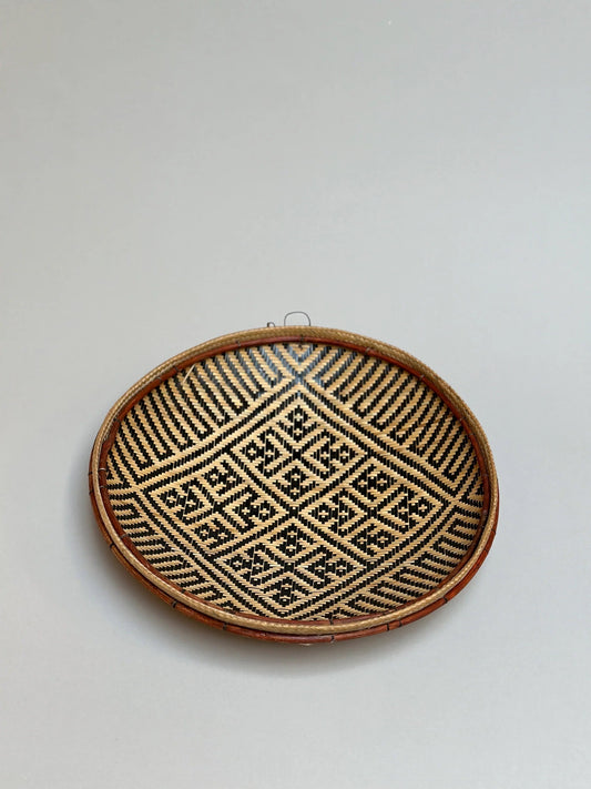 Incausa Woven Basket-Yekuana Flat Basket