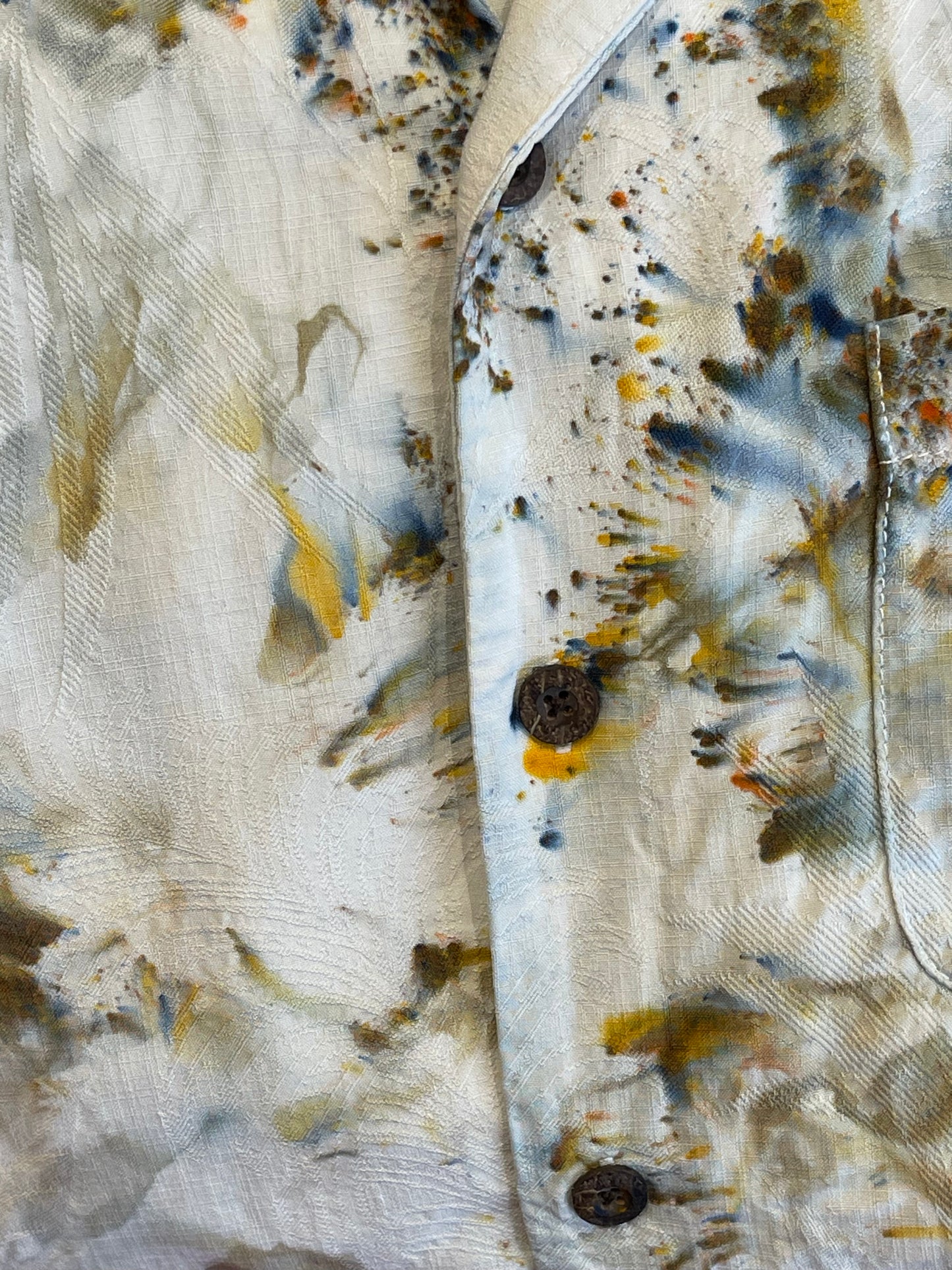 Lay Lo Button Up